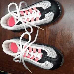 Nike Air Max Tennis Shoes